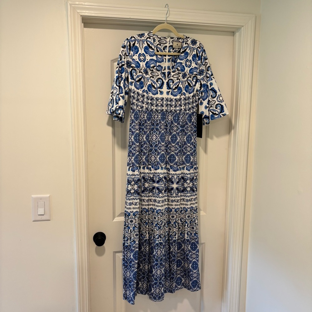 Tuckernuck Blue and White Long Sleeve Dress - Picture 2 of 8